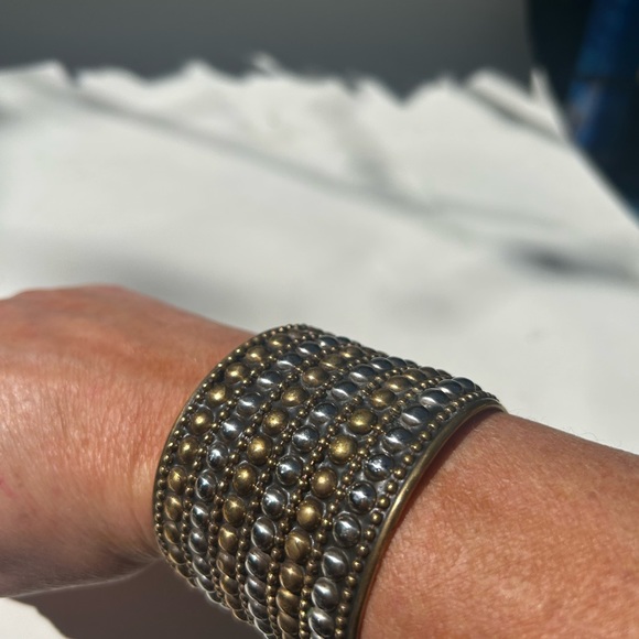 Set of 2 cuff bracelets gold/black/silver/bronze - Picture 7 of 12